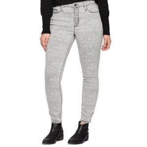 Universal Thread | Skinny Jean Snakeskin Light Gray
